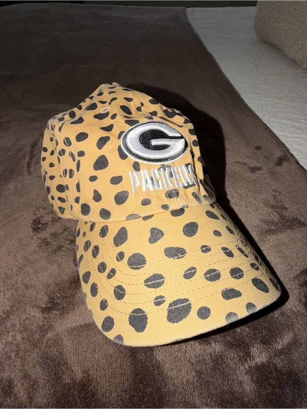 Green Bay Packers ‘47 Tan Cheetah Clean Up Adjustable Hat